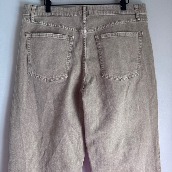 Wild Fable NWT Highest Rise Straight Distressed Tan Jeans Size 14 - Picture 7 of 10